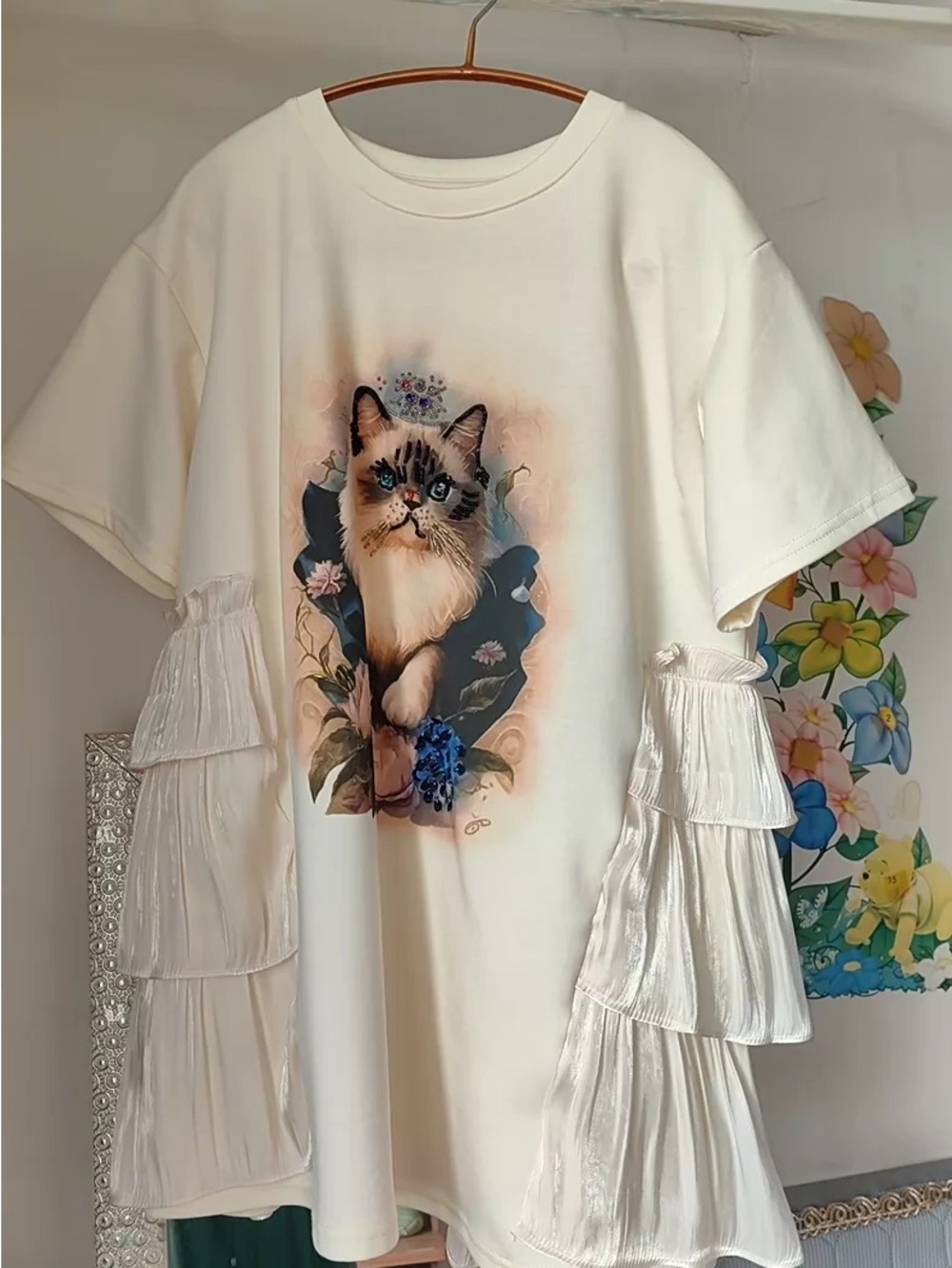 Cat Graphic Ruffle Sleeve Tee - White
